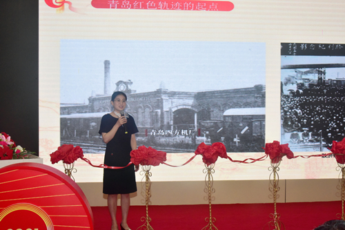 青岛市博物馆开放教育部的杨帆现场宣讲_副本.jpg