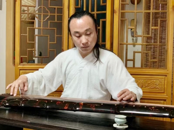 李修然.jpg