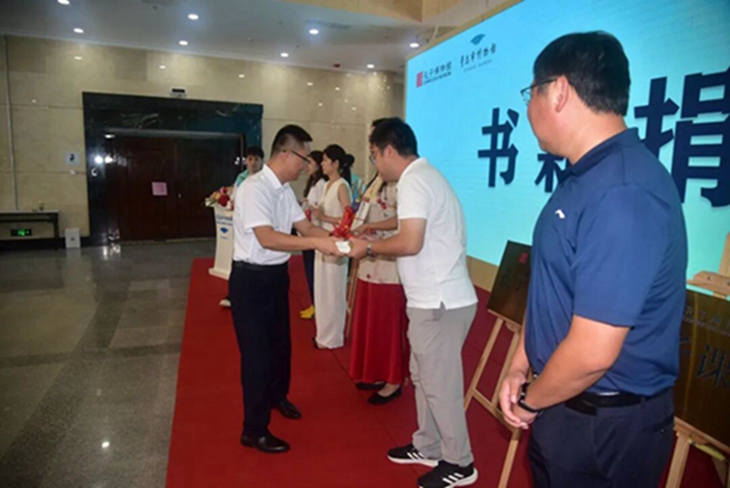 1758175780945689.jpg 640 (11).jpg